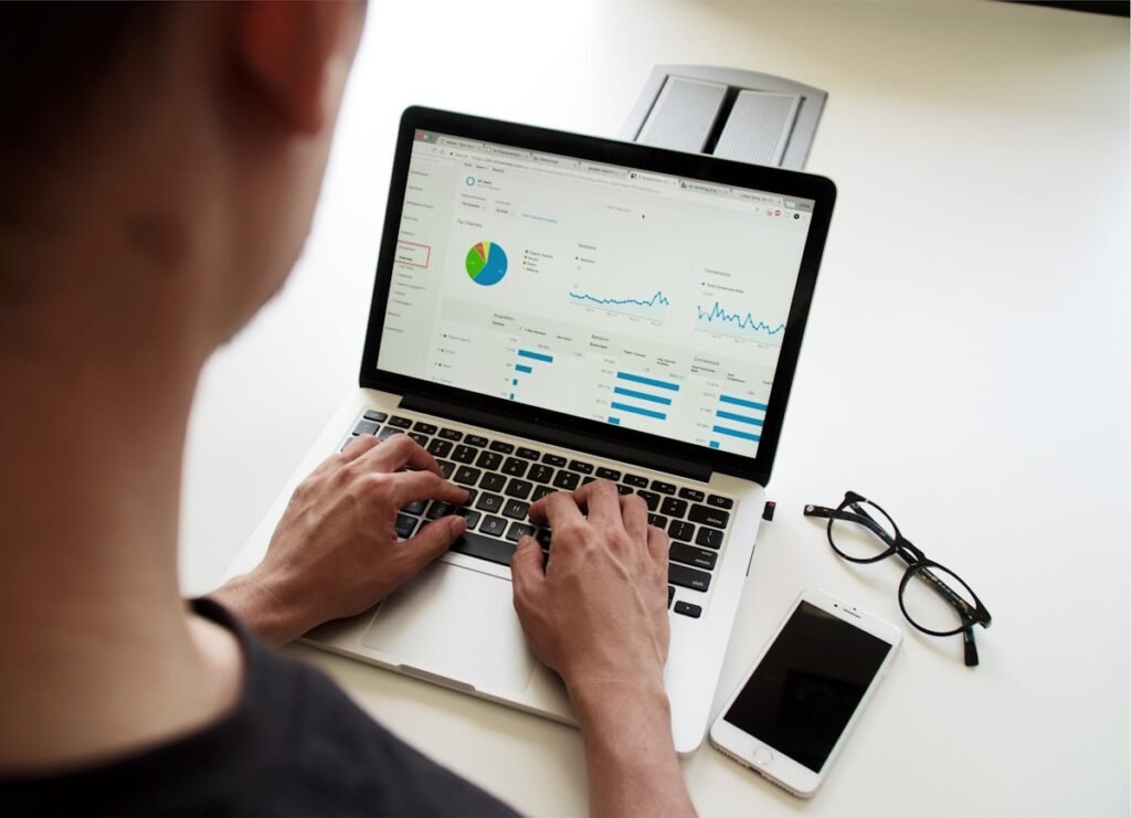 Quel budget Meta Ads pour démarrer ? Le guide complet pour les TPE